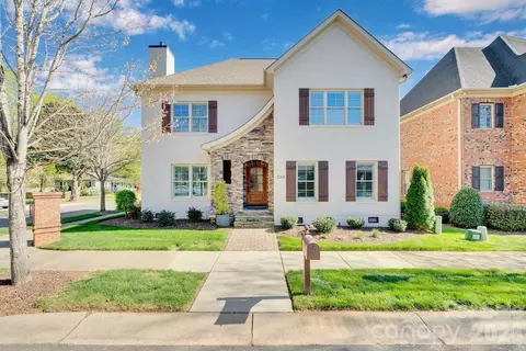 1068 Belmont Village Dr, Belmont, NC 28012