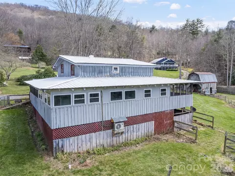 Exterior - 838 Hidden Valley Rd, Clyde, NC 28721 photo 4 of 12