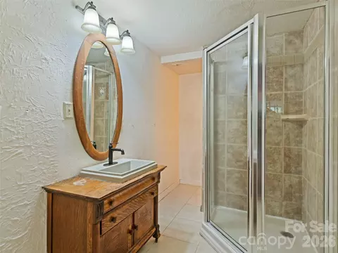 Bath - 838 Hidden Valley Rd, Clyde, NC 28721 photo 1 of 3