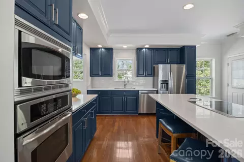 Kitchen - 8927 Holdsclaw Rd, Terrell, NC 28682 photo 4 of 5