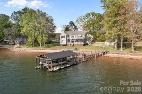 View/Area - 8927 Holdsclaw Rd, Terrell, NC 28682 photo 4 of 7