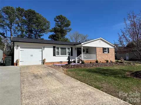 219 Catawba Dr, Salisbury, NC 28147