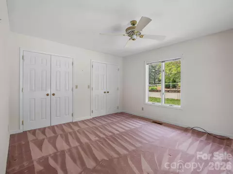 Bedroom - 140 Meadowlark Dr, Tryon, NC 28782 photo 6 of 9