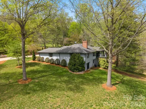 Exterior - 140 Meadowlark Dr, Tryon, NC 28782 photo 6 of 11
