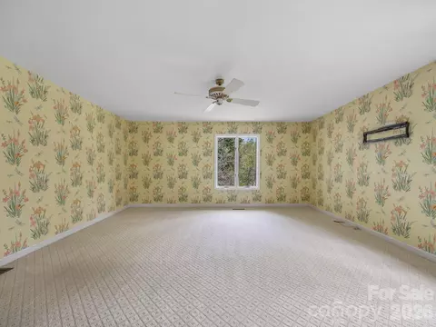 Bedroom - 140 Meadowlark Dr, Tryon, NC 28782 photo 3 of 9