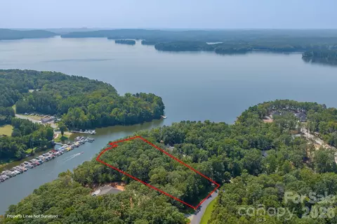 1047 Starboard Reach 36 Dr #36, Lexington, NC 27292