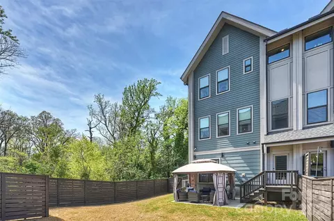 1500 Hawthorne A Ln #A, Charlotte, NC 28205