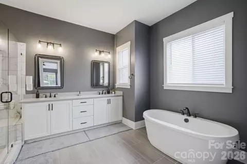 Bath - 18526 Doves Crest Rd, Cornelius, NC 28031 photo 1 of 4