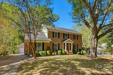 434 Chadmore Dr, Charlotte, NC 28270