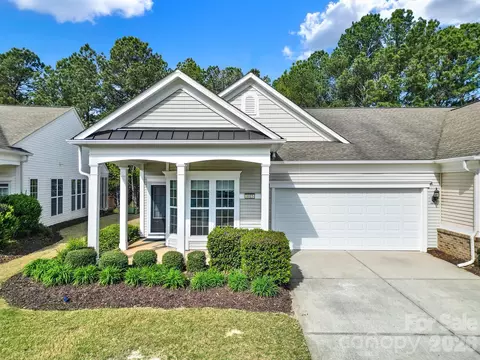 1015 Sweetleaf Dr, Fort Mill, SC 29707