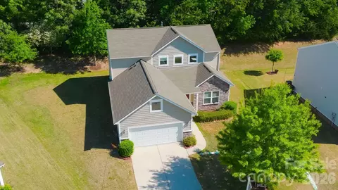 504 Twelve Oaks Ln, Fort Mill, SC 29708
