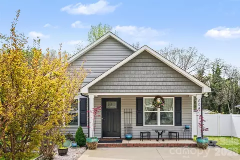 604 Eddleman Rd, Kannapolis, NC 28083