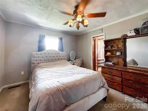 Bedroom - 5346 Crossroads Church Rd, Ruby, SC 29741 photo 6 of 7