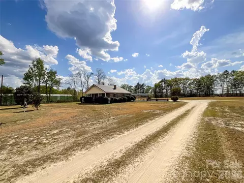 Exterior - 5346 Crossroads Church Rd, Ruby, SC 29741 photo 7 of 9