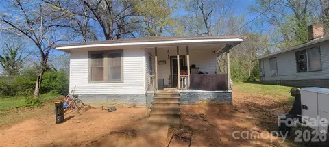 417 Oakland Dr, Shelby, NC 28151