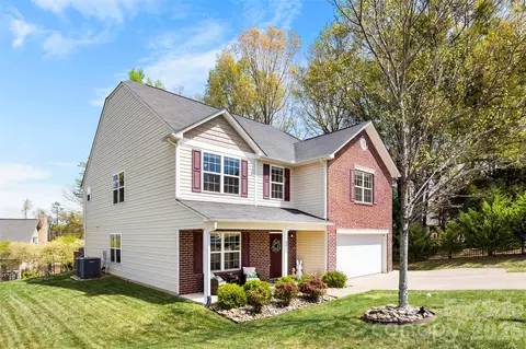 5045 Ashley Place Dr, Bessemer City, NC 28016
