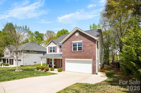 5045 Ashley Place Dr, Bessemer City, NC 28016
