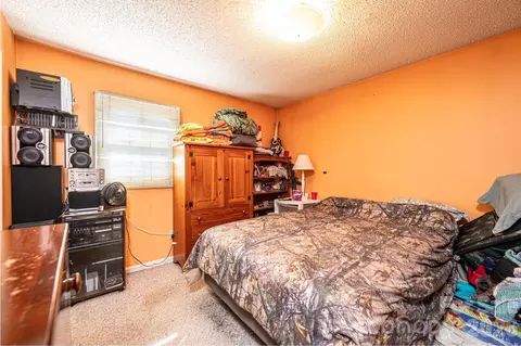 Bedroom - 3229 15th Ne Ave NE, Conover, NC 28613 photo 3 of 4