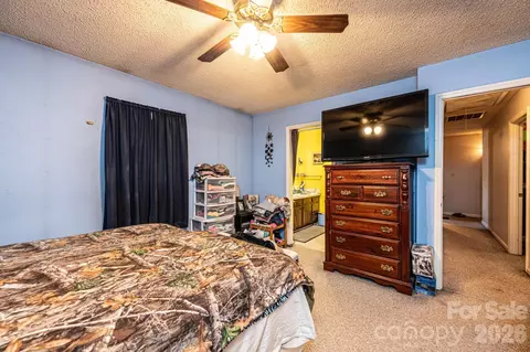 Bedroom - 3229 15th Ne Ave NE, Conover, NC 28613 photo 1 of 4