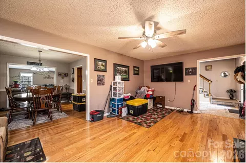 Living - 3229 15th Ne Ave NE, Conover, NC 28613 photo 3 of 6