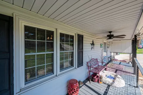 Exterior - 3229 15th Ne Ave NE, Conover, NC 28613 photo 2 of 7