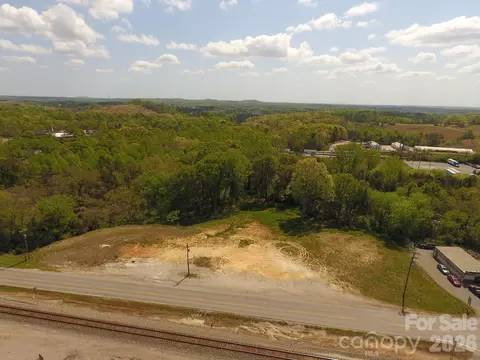110 Mh Camp Hwy, Grover, NC 28073