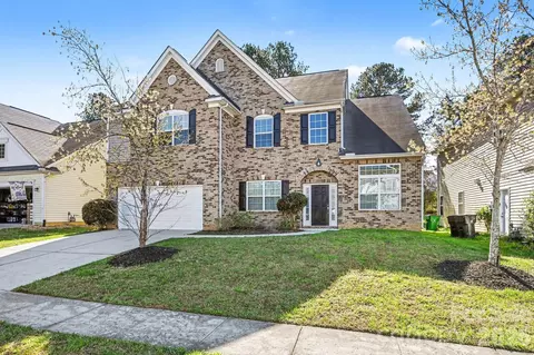 12326 Scott Creek Dr, Charlotte, NC 28213