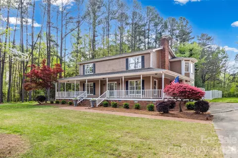 836 Meadowlark Dr, Rock Hill, SC 29732