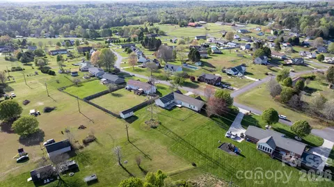 View/Area - 1315 Pear Dr, Conover, NC 28613 photo 3 of 3