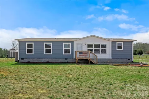 59 Alberto Way, Hendersonville, NC 28792