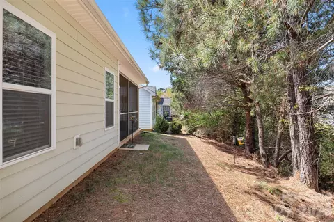 Exterior - 25320 Seagull Dr, Lancaster, SC 29720 photo 8 of 10