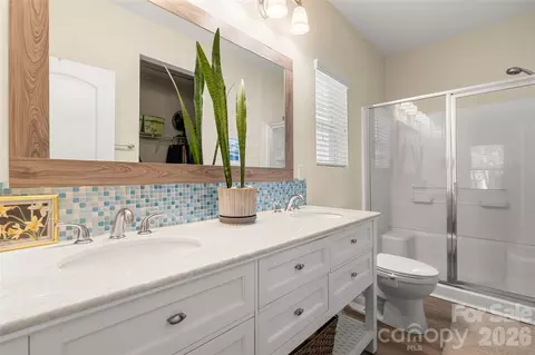 Bath - 25320 Seagull Dr, Lancaster, SC 29720 photo 1 of 2