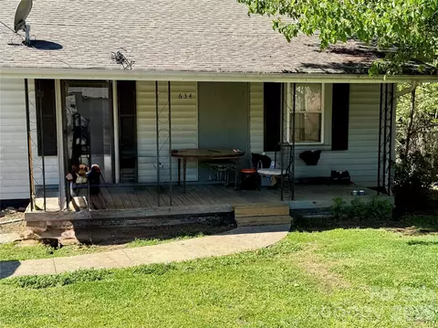 634 Oates Rd, Gastonia, NC 28052