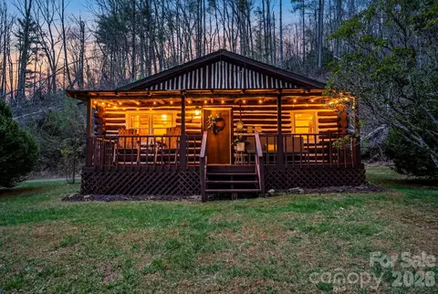 245 Davenport Rd, Spruce Pine, NC 28777