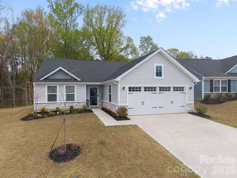 410 Hollis Pl, Lancaster, SC 29720