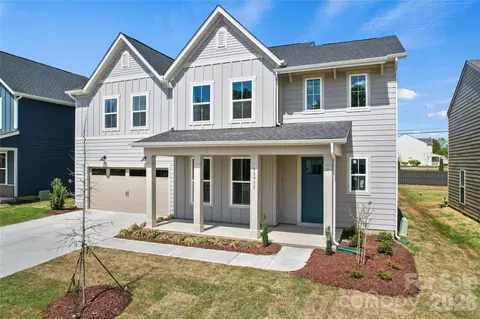 13915 Penbury Ln, Charlotte, NC 28278
