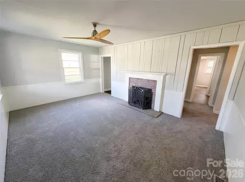 Living - 1114 Grace Ave, Lancaster, SC 29720 photo 2 of 2