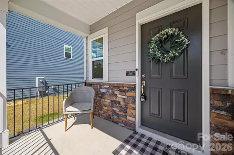 Exterior - 2742 Oldfield Dr, Monroe, NC 28110 photo 3 of 9