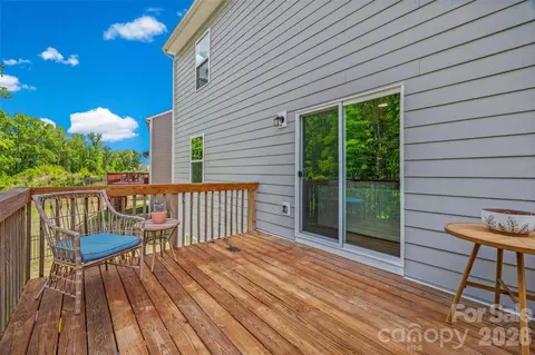 Exterior - 2742 Oldfield Dr, Monroe, NC 28110 photo 5 of 9
