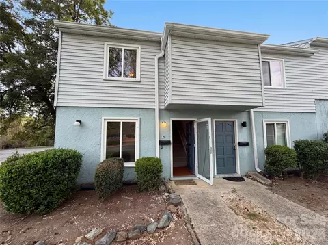 1911 Smoke Ridge 1 Ct #1, Charlotte, NC 28210