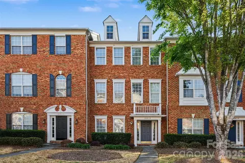 10415 Winslet Dr, Charlotte, NC 28277