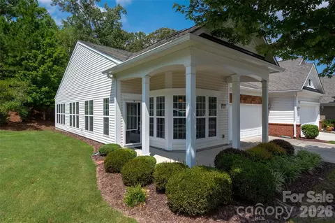 9009 Smokey Hill Ln, Fort Mill, SC 29707