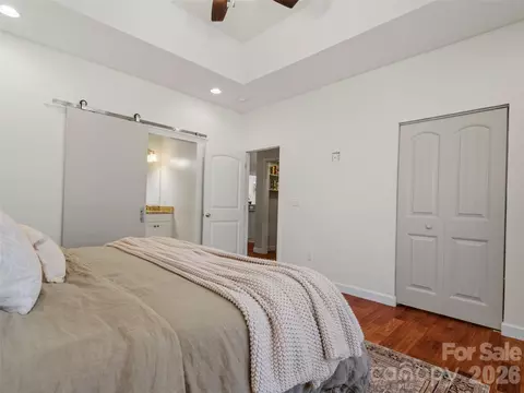 Bedroom - 80 Mckenzie Dr, Marshall, NC 28753 photo 2 of 9