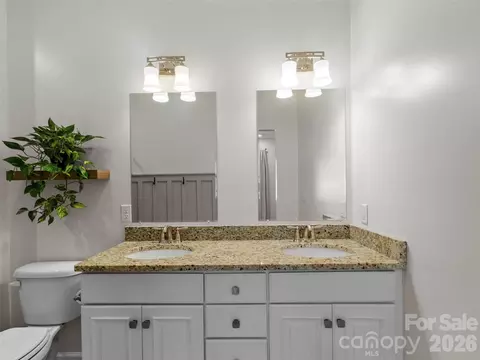 Bath - 80 Mckenzie Dr, Marshall, NC 28753 photo 1 of 3