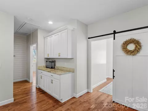 Entry Way - 80 Mckenzie Dr, Marshall, NC 28753 photo 2 of 3
