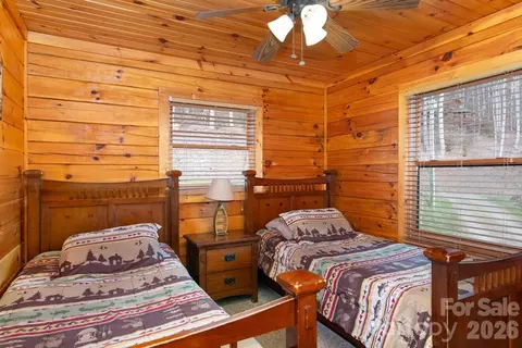 Bedroom - 675 Forest Valley Rd, Sylva, NC 28779 photo 3 of 4