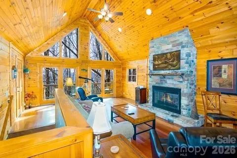 Living - 675 Forest Valley Rd, Sylva, NC 28779 photo 2 of 2