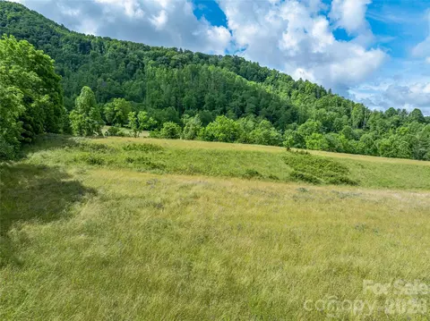 330 Tilson Branch Rd, Marshall, NC 28753 photo 3