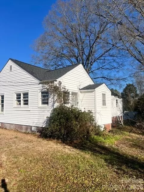3950 Alpine Ave, Midland, NC 28107