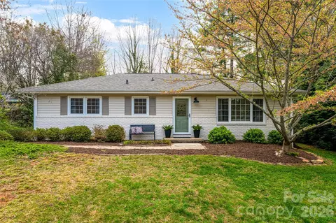 20 Pinehurst Rd, Asheville, NC 28805